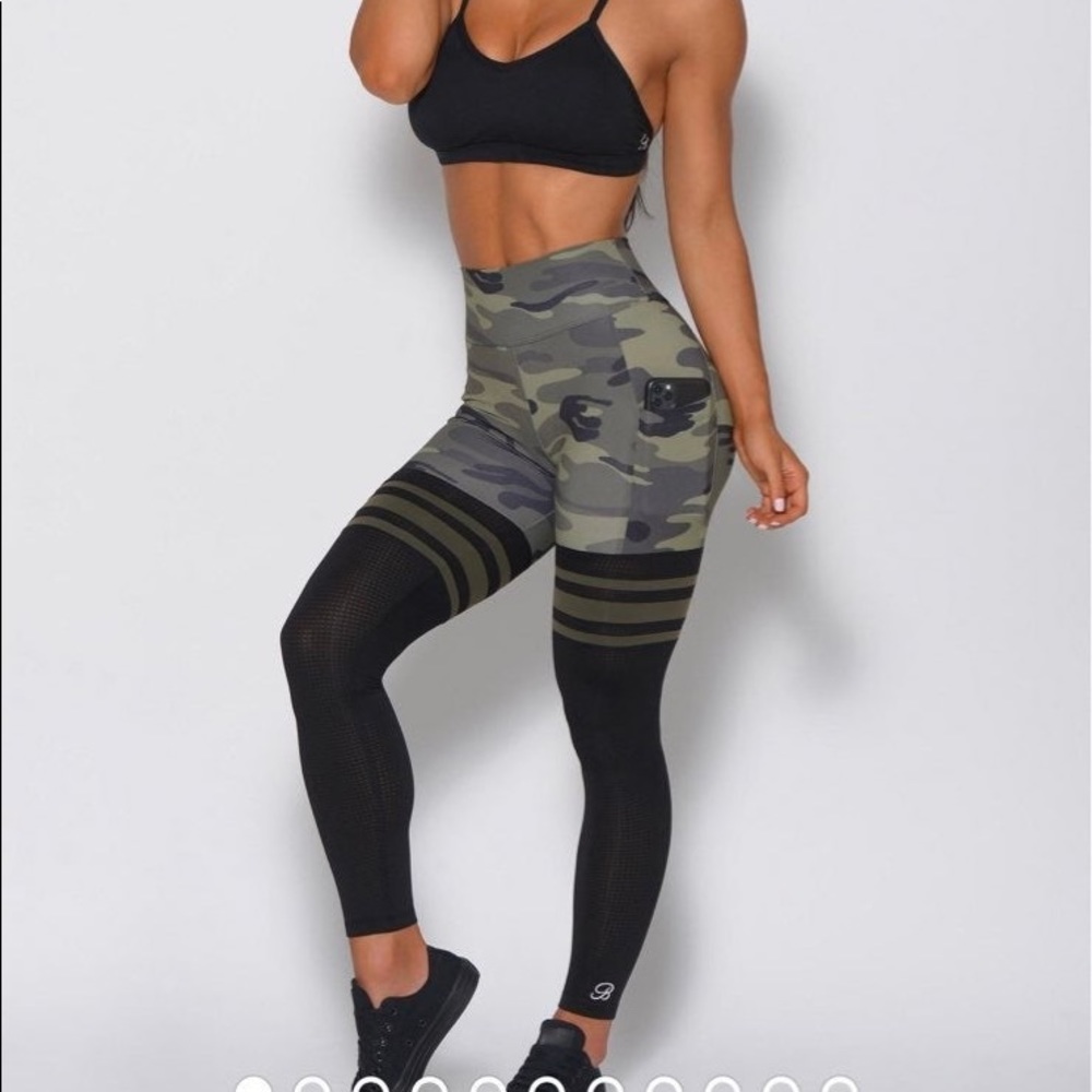 NWT Bombshell green camo thigh high pocket leggings